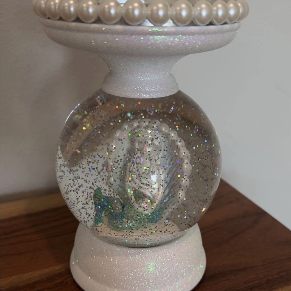 Bath & Body Works: Light Up Mermaid 3-Wick Candle Stand Pedestal - Picture 3 of 5